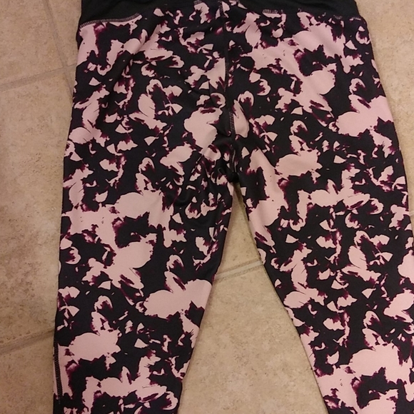 Zella activewear - Picture 2 of 3